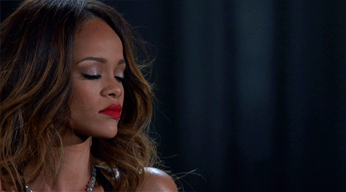 rihanna-gif
